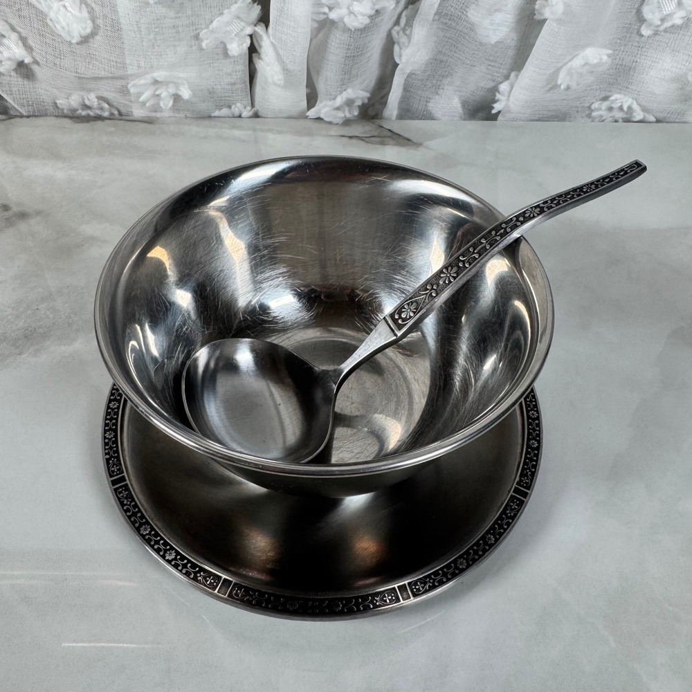 Vintage Cordova Stainless Steel Gravy Boat With Ladle Attached Underplate MCM